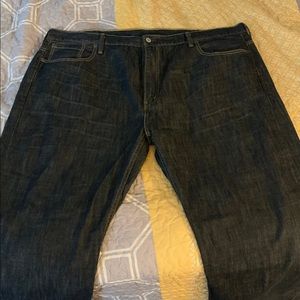 Levi Straight Leg Jeans.